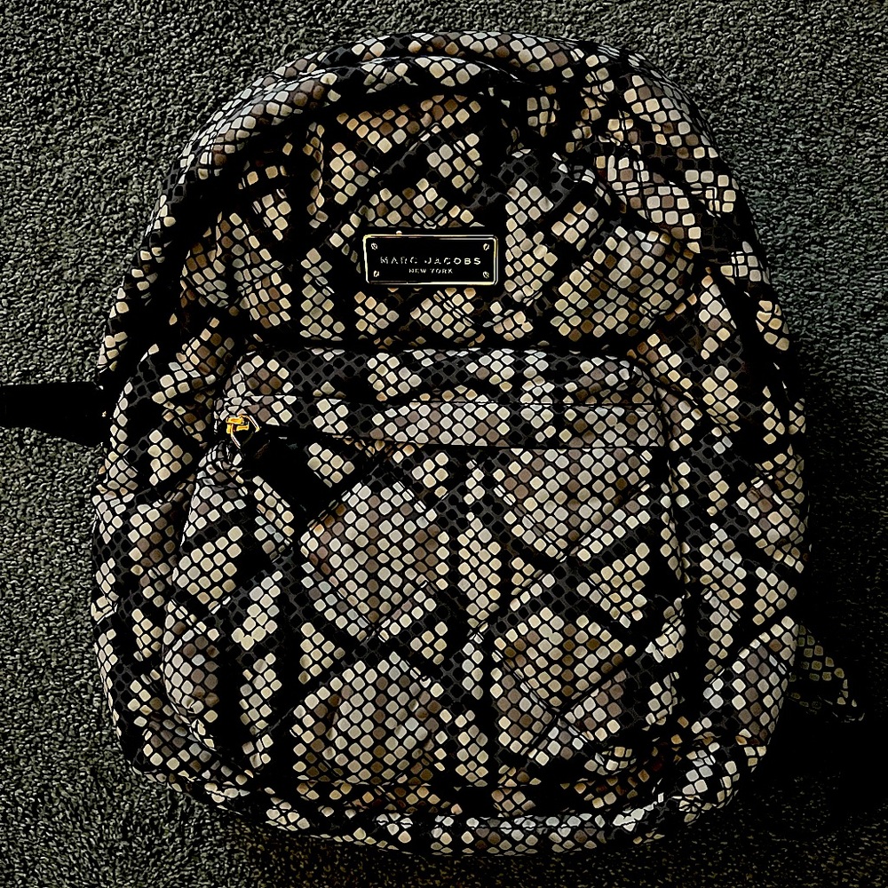 March Jacob’s limited backpack 📲